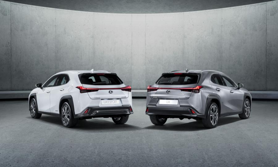  Lexus UX200 2018 года  (WW) (фото 10 из 11)